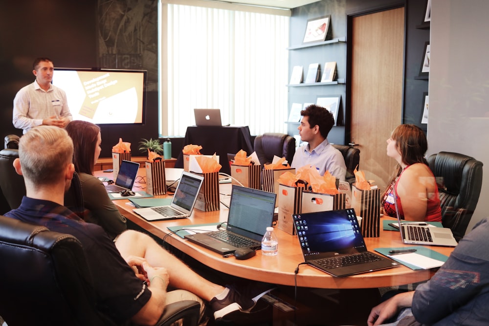Product strategy and advisory by Fastliq